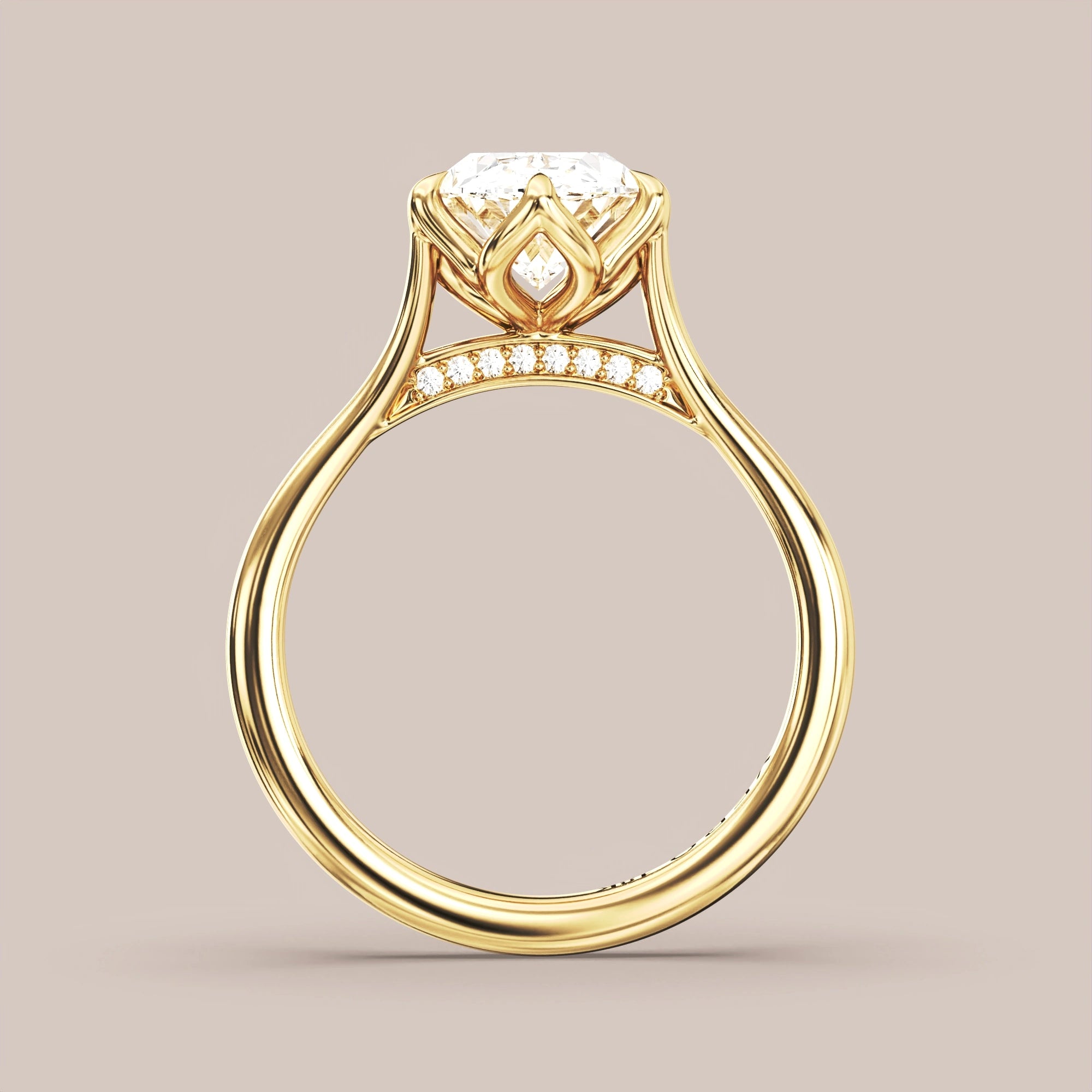 Oval - Yellow gold