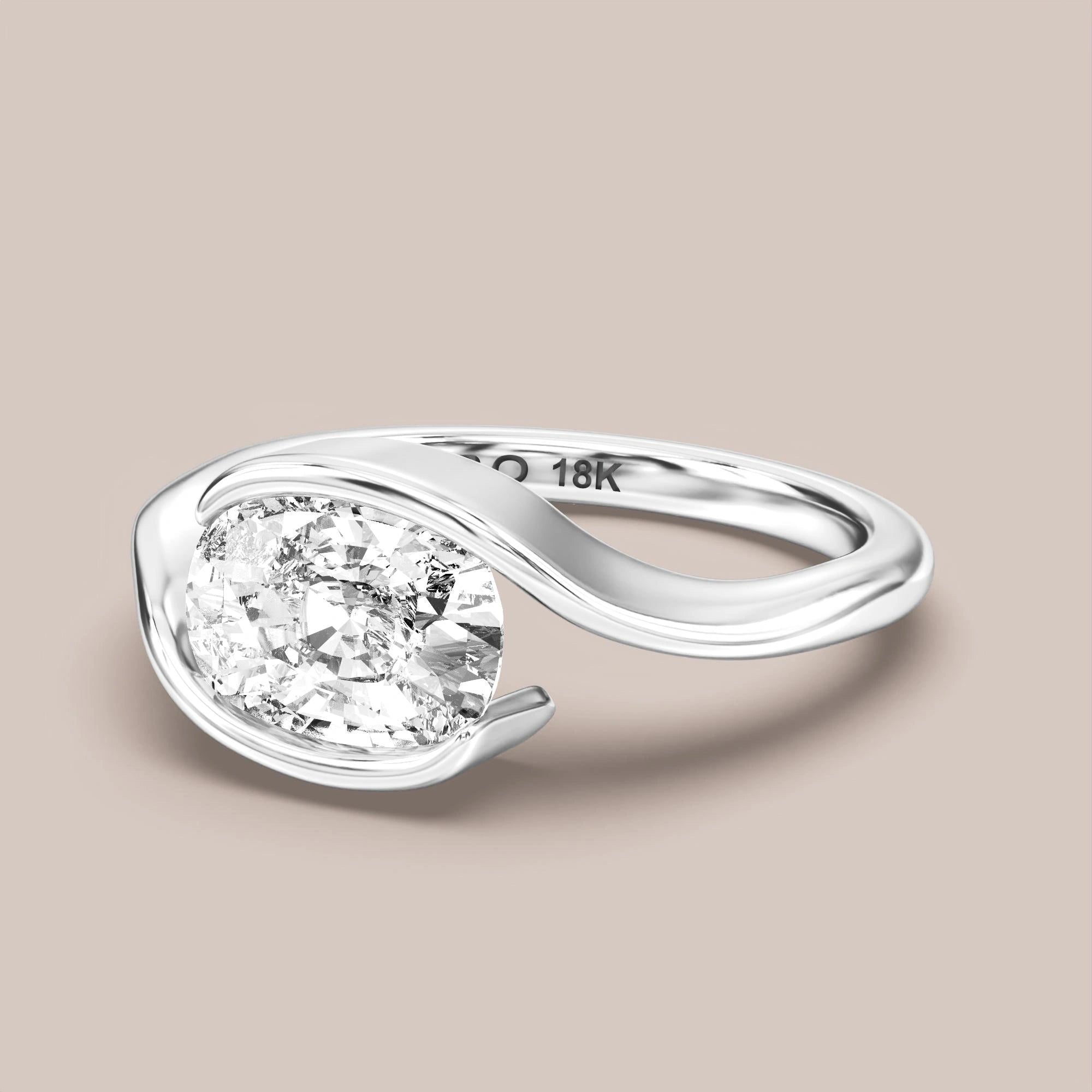 Elongated - White gold