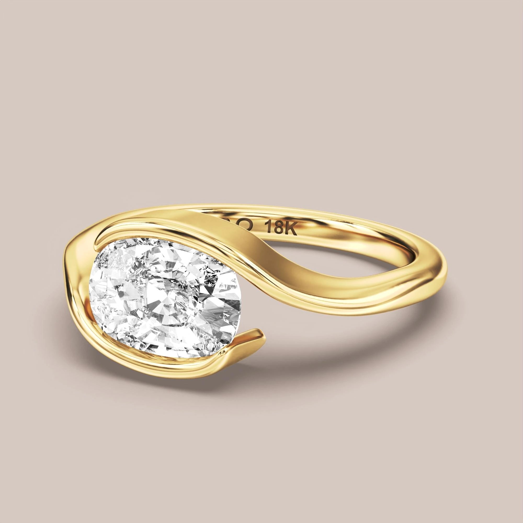 Elongated - Yellow gold