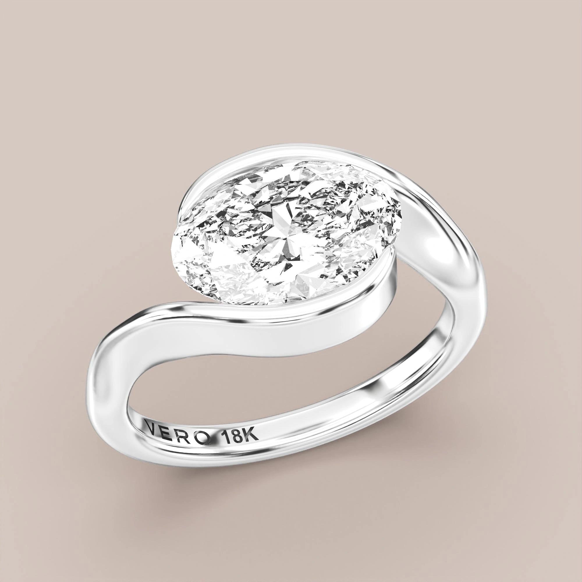 Oval - White gold