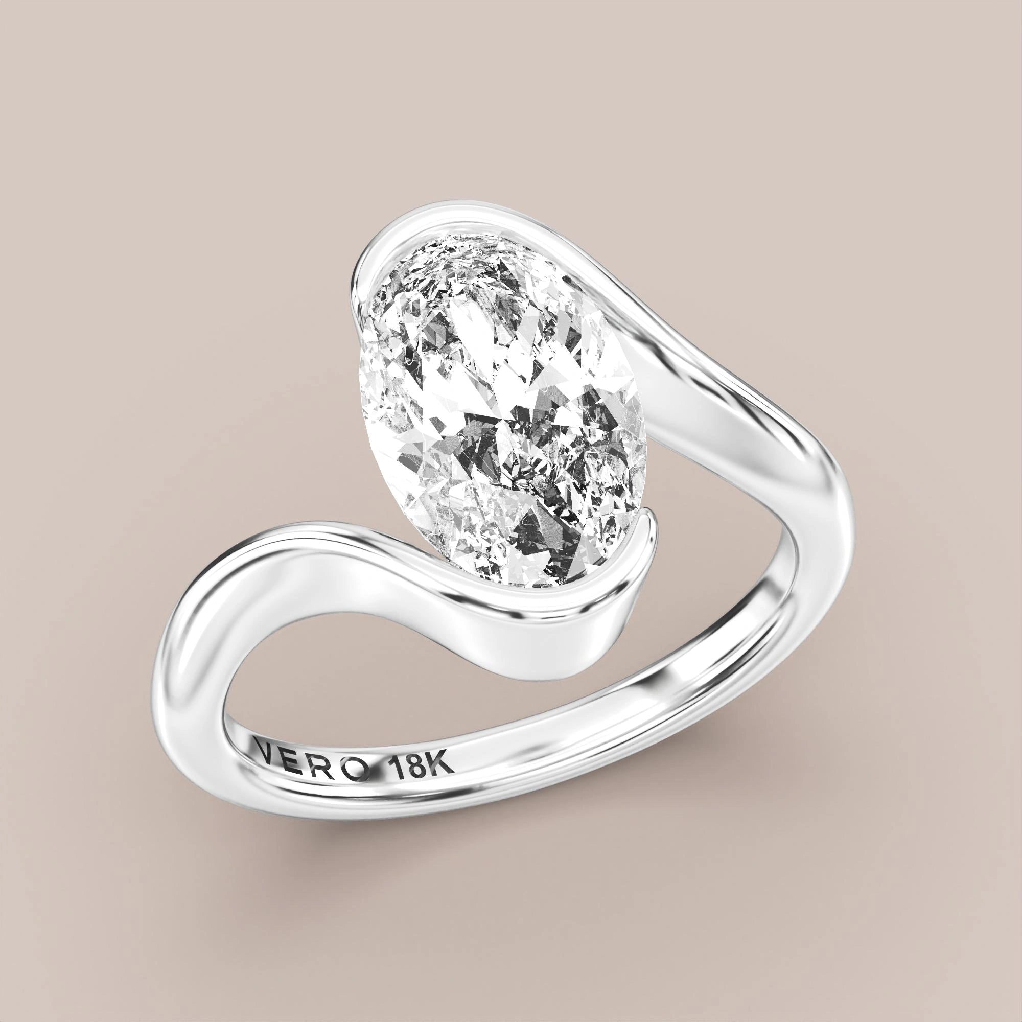 Oval - White gold