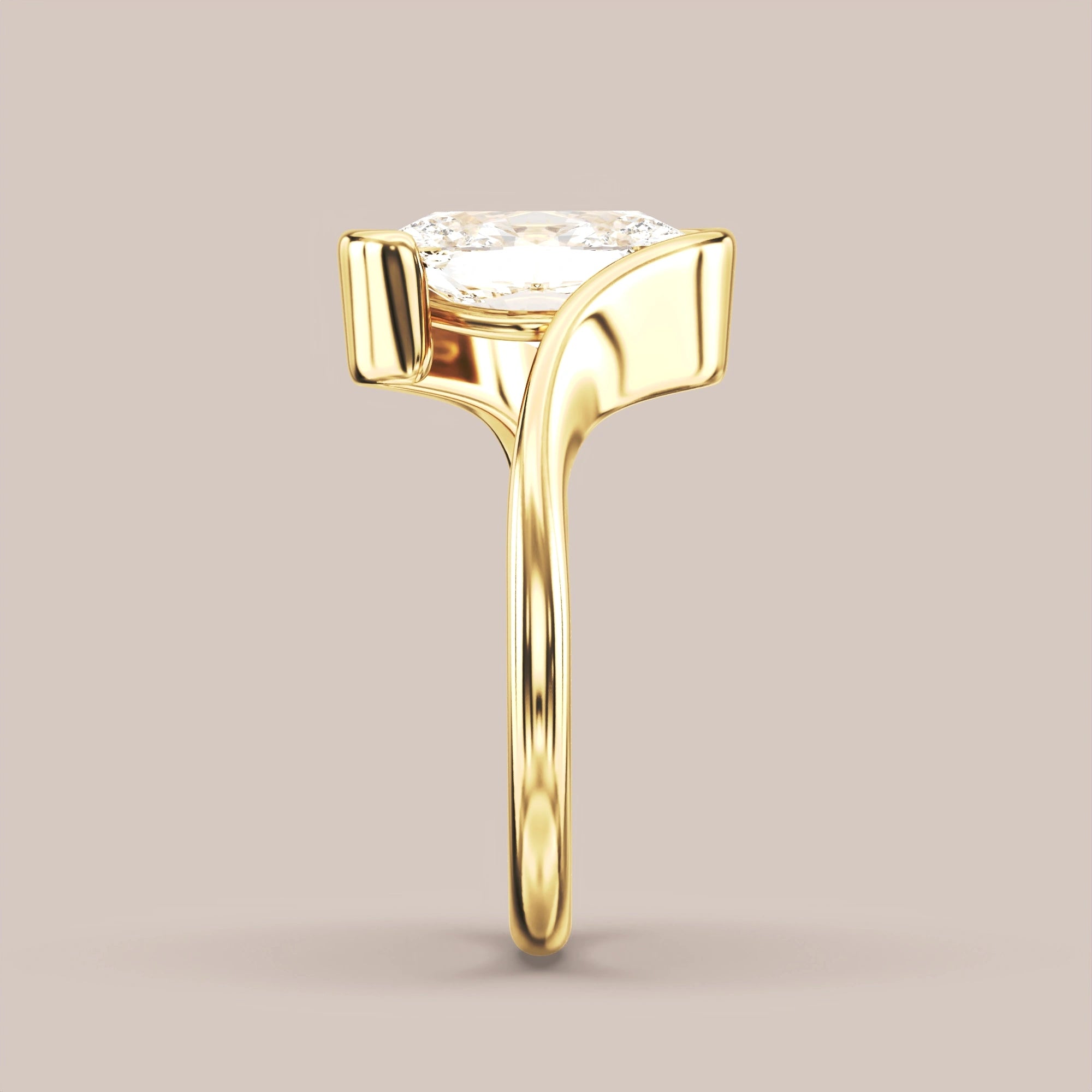 Oval - Yellow gold