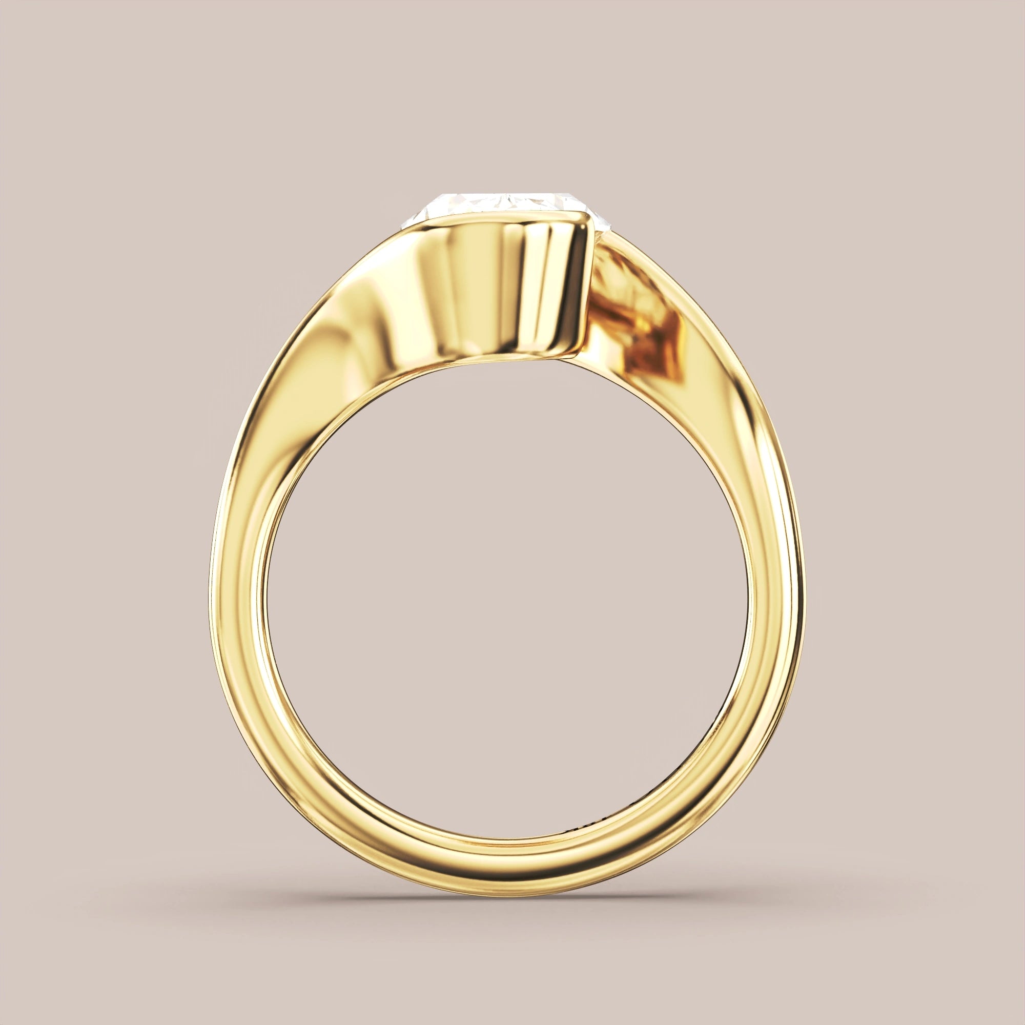 Oval - Yellow gold