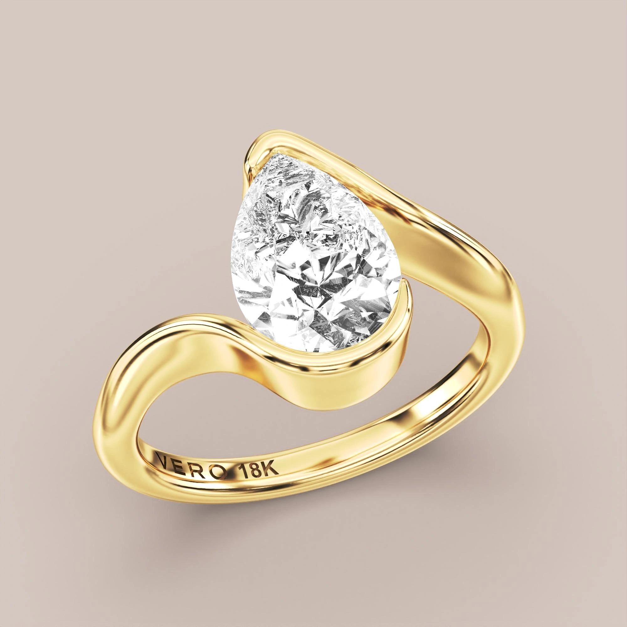 Pear - Yellow gold
