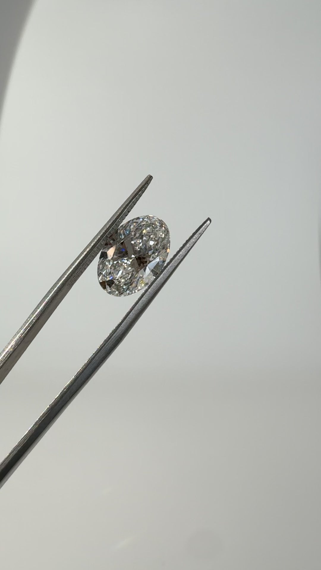 2.76ct Oval E VVS2