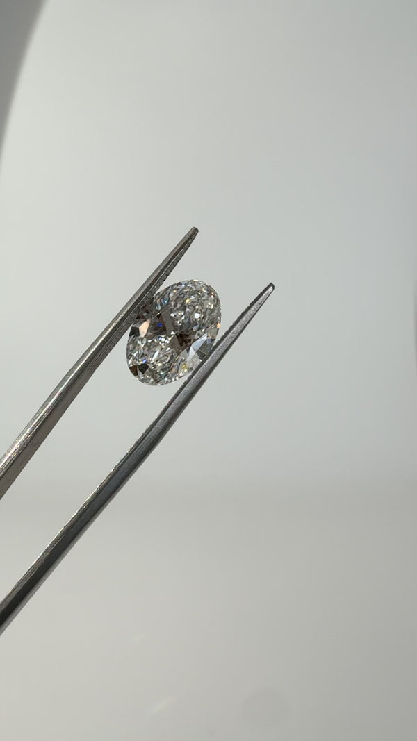 2.76ct Oval E VVS2
