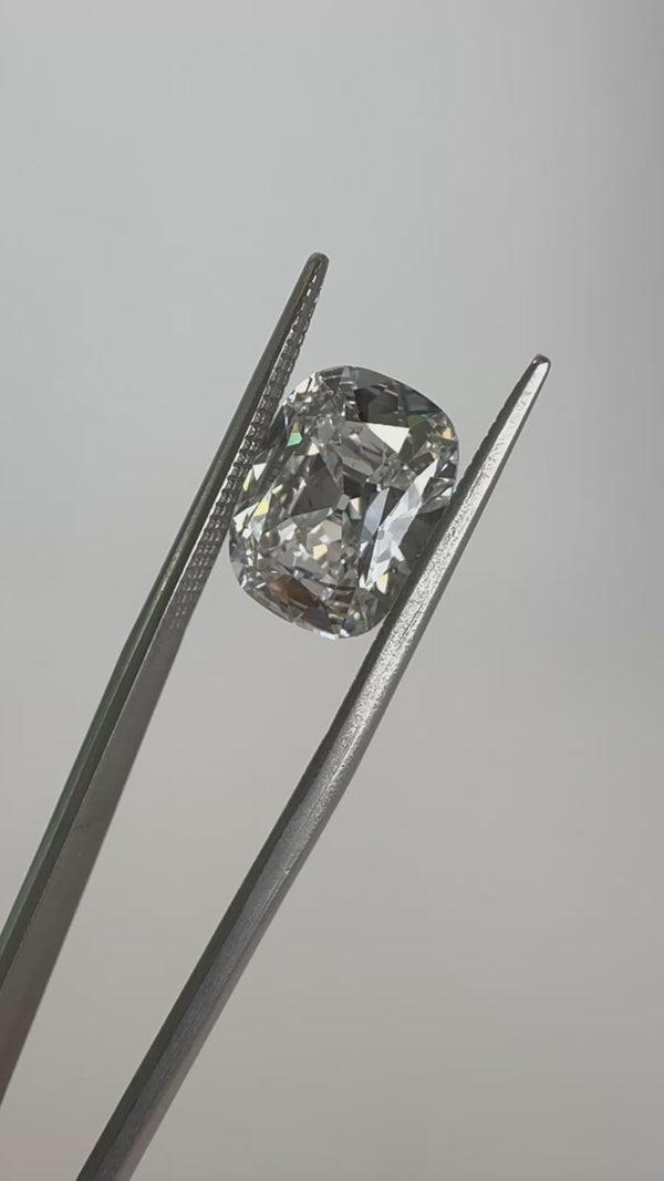 3.63ct Cushion E VVS2