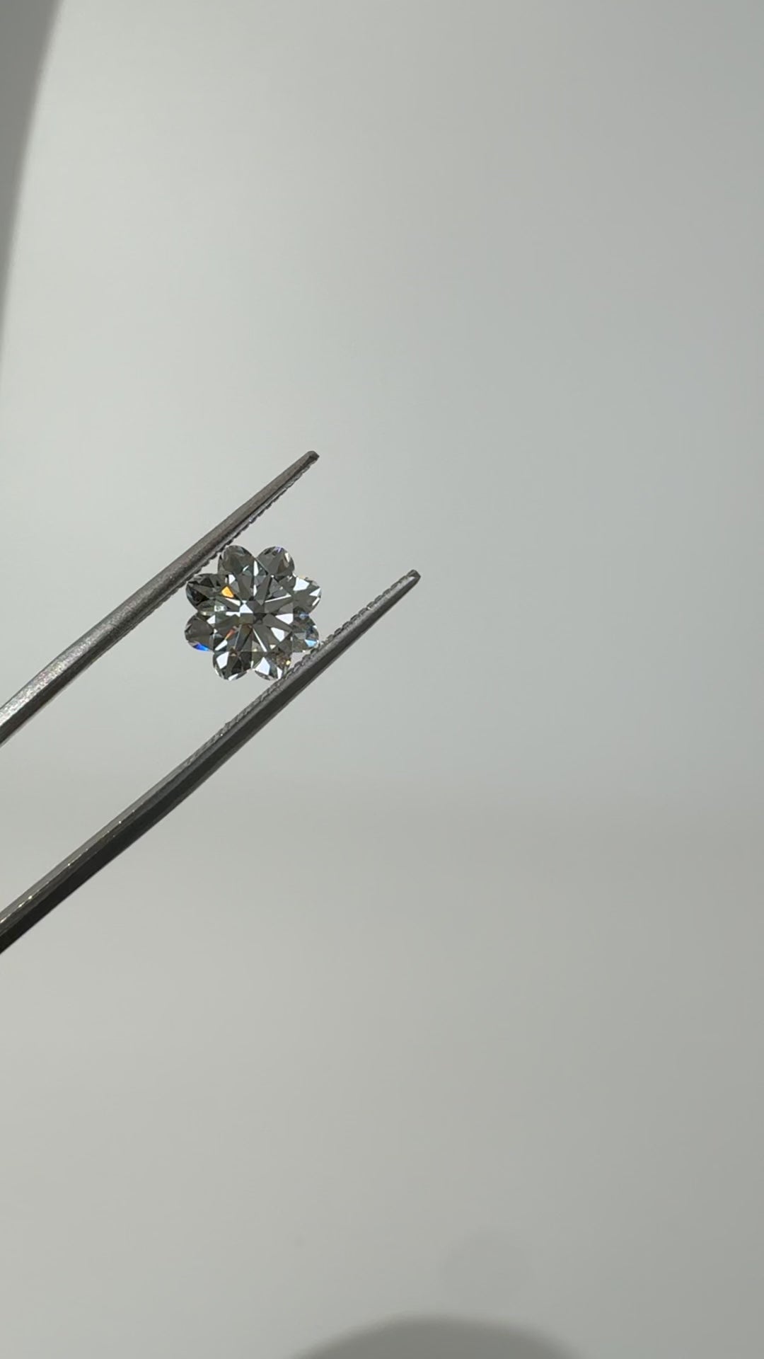 2.03ct Flower E VVS2