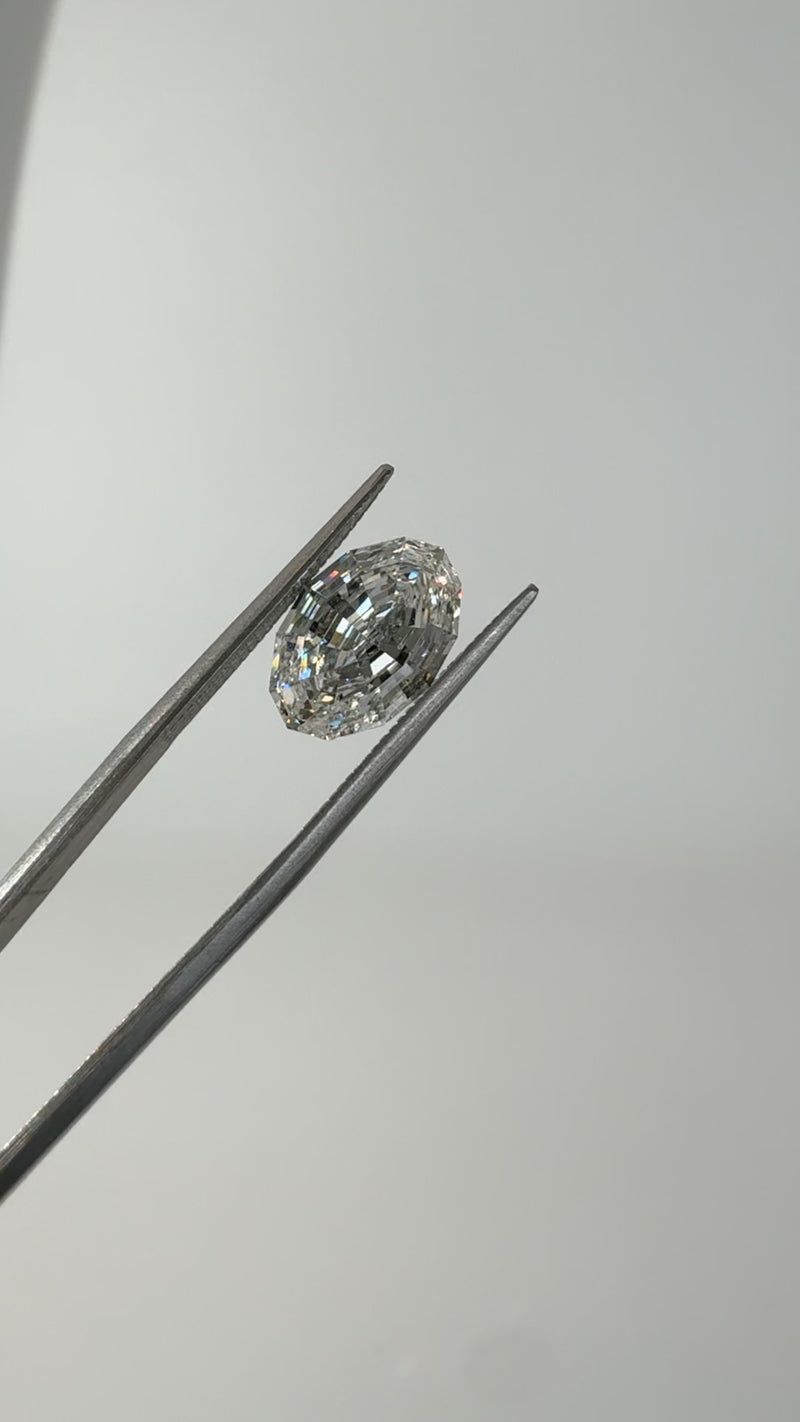 3.08ct Oval Polygon Step E VVS2