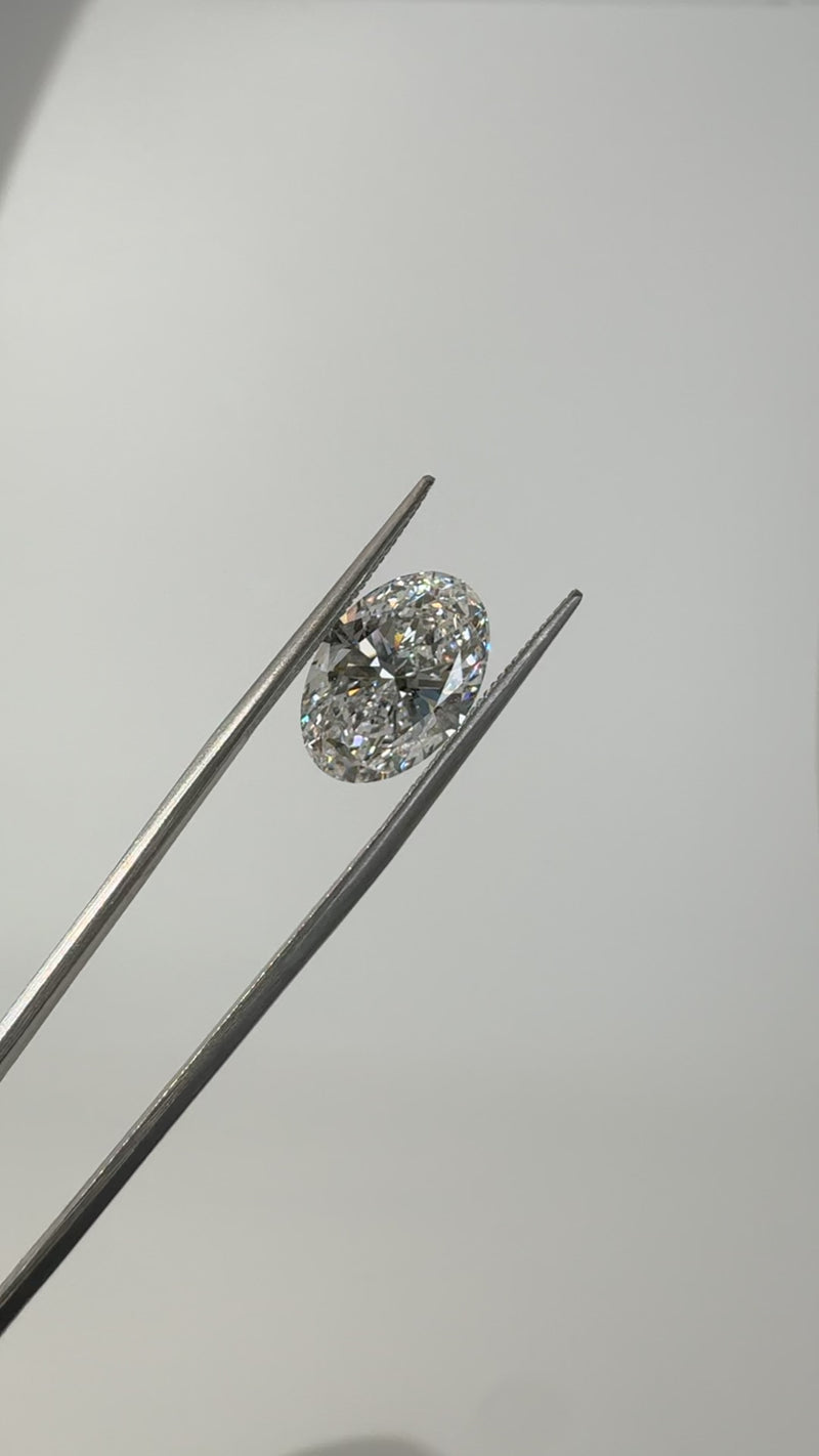 4.02ct Oval E VVS2