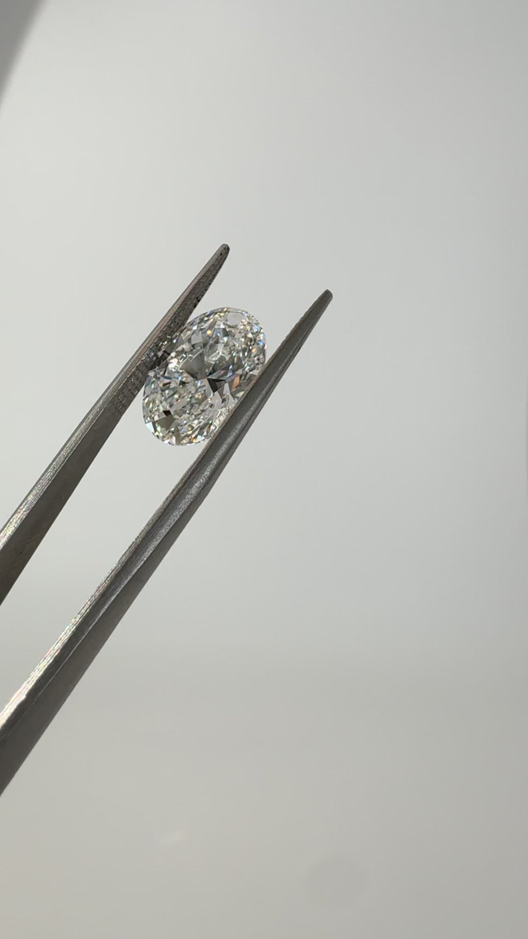 4.03ct Oval E VVS2