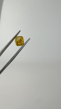 1.79ct Cushion Fancy Vivid Yellow VVS2