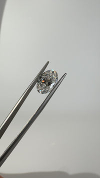 3.56ct Oval E VVS2