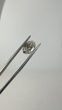 2.05ct Oval E VVS2