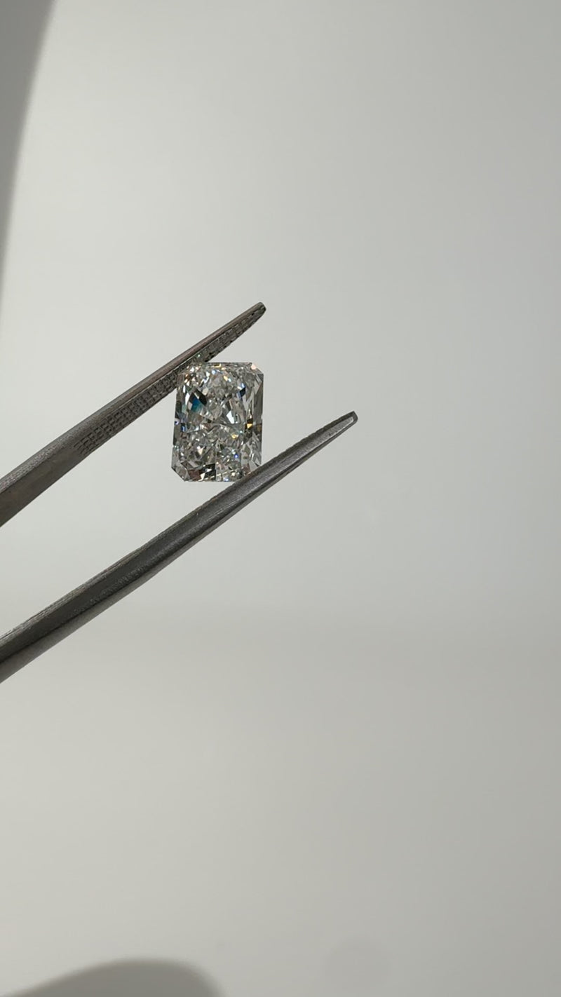 2.06ct Radiant E VVS2
